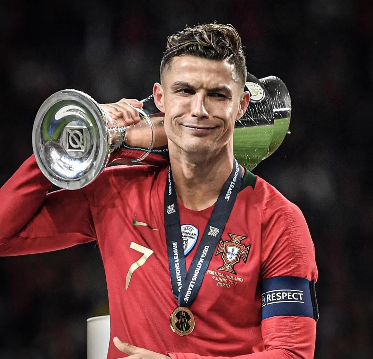 开云体育视频直播-秘鲁力克意大利，C罗爆发神勇